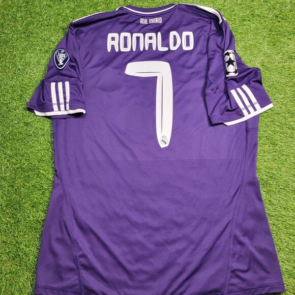 Cristiano Ronaldo Real Madrid 2010 2011 UEFA Third Soccer Jersey Shirt L - Picture 1 of 9